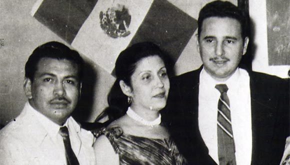 Arsacio Vanegas; María Antonia González, quien fue el vínculo entre la familia Vanegas y los revolucionarios cubanos, y Fidel Castro.