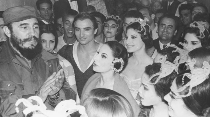 Fidel talks with prima ballerina Alicia Alonso, and other members of the National Ballet of Cuba, after a performance of Giselle in the Theater of the Cuban Workers’ Federation headquarters.