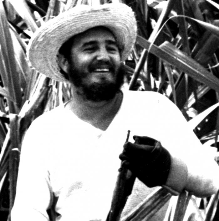 Fidel fue un elevadísimo ejemplo de consagración al trabajo y de vinculación al movimiento obrero cubano. Foto: Archivo de Granma