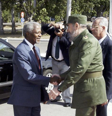 Recepção oficial ao secretário-geral da ONU por Fidel. Photo: Arnaldo Santos