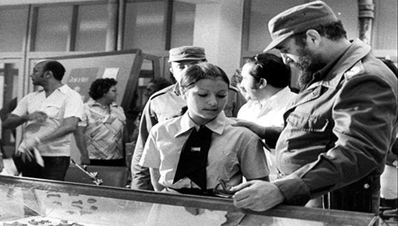Fidel Castro inaugura el primero de septiembre del año 1977. Foto: Archivo.