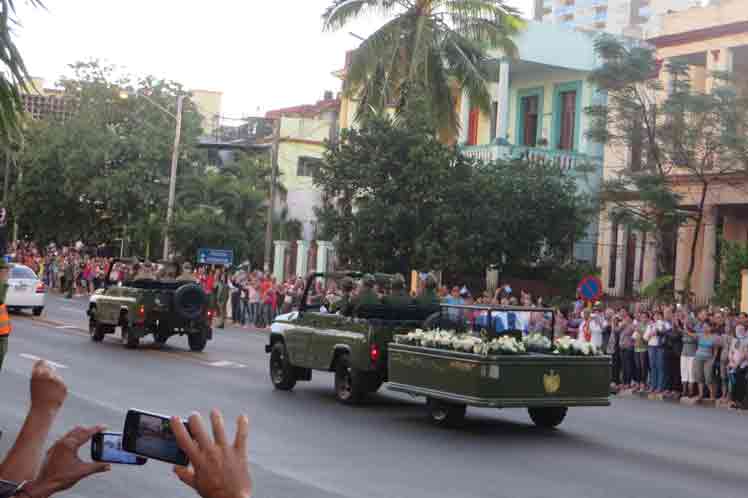 Caravana de la Libertad que traslada las cenizas de Fidel Castro Ruz a Santiago de Cuba