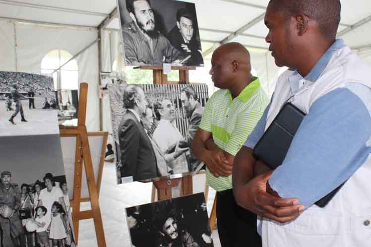 Exposición en Sudáfrica en homenaje a Fidel Castro Ruz