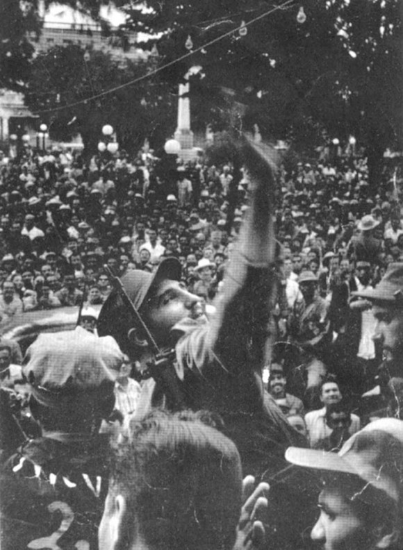 Fidel en Santiago de Cuba el 1 de enero de 1959
