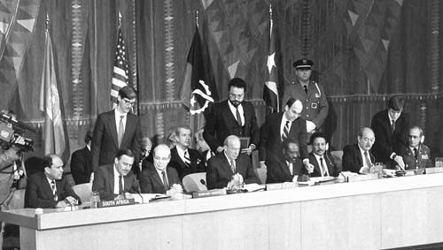 Negociaciones Tripartitas en la sede de la ONU, el 22 de diciembre de 1988