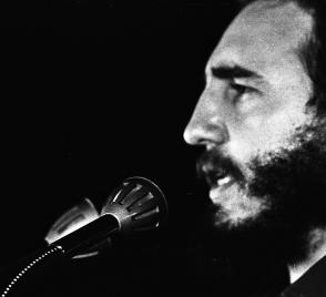 Fidel Castro en la constitución de la Unión de Jóvenes Comunistas (UJC), 4 de abril de 1962. Foto: Liborio Noval / "Fidel Soldado de las Ideas"