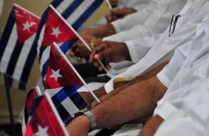 Cómo arrancar del alma a los médicos que regresan a casa desde otras latitudes. Foto: Ladyrene Pérez/ Cubadebate.