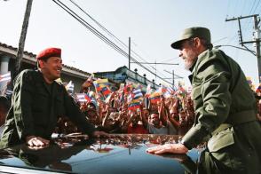 Chávez y Fidel encarnaron una amistad que trascendió a la que perdura entre los pueblos de Venezuela y Cuba. Foto: Estudios Revolución