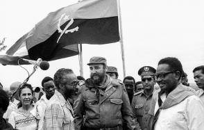 Fidel Castro y Agosthino Neto en África