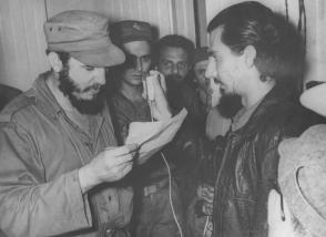Fidel Castro en el llamado a la huelga general, 1959.