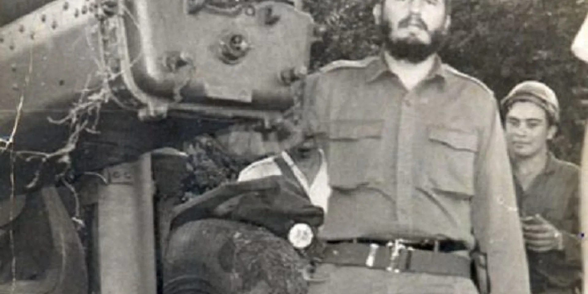 Fidel en una visita a las unidades de artillería durante la Crisis de Octubre. Foto: Fidel Soldado de las Ideas.