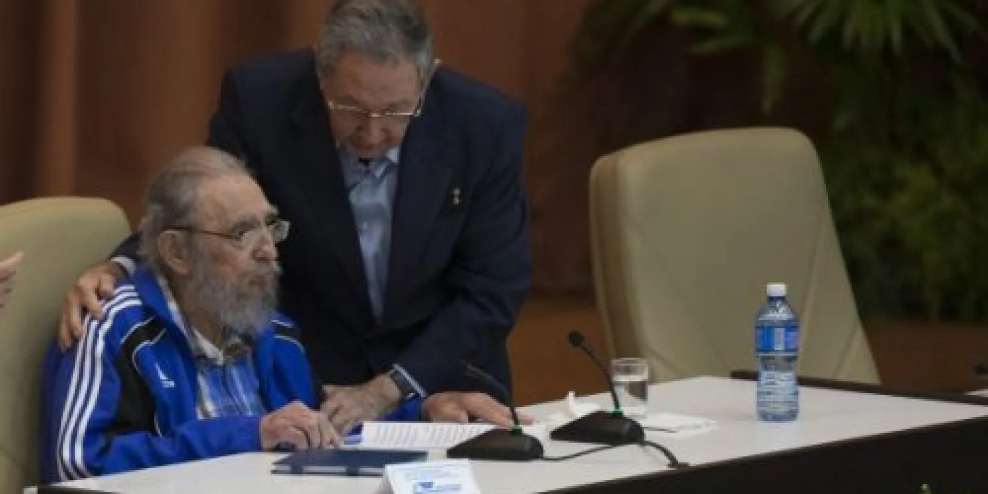 Fidel y Raúl, ejemplo de hermanos en la lealtad