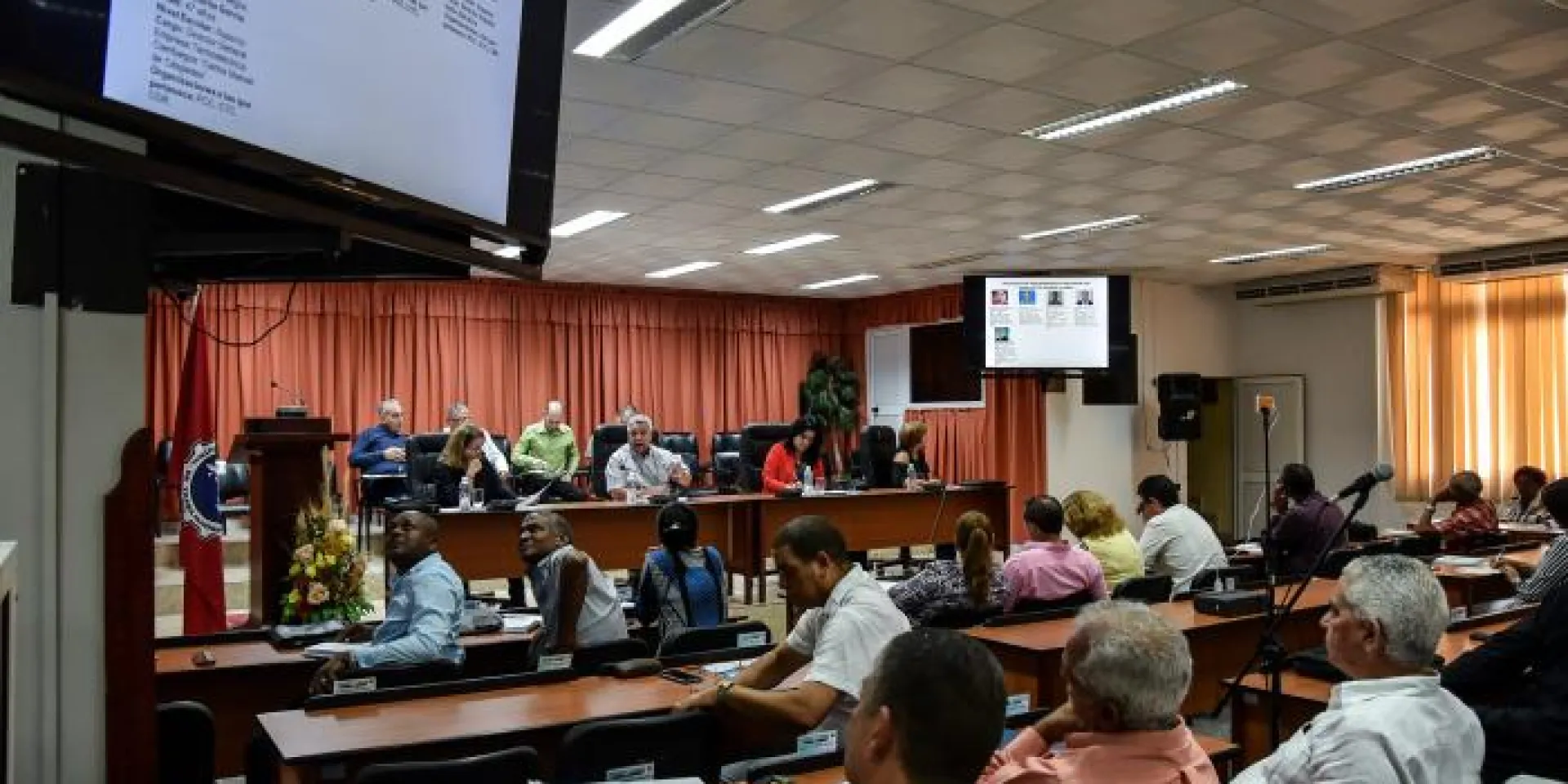 Todos los nominados por las distintas organizaciones, serán analizados por las comisiones de candidaturas y presentados a los delegados de las asambleas municipales del Poder Popular. Foto: Ariel Cecilio Lemus