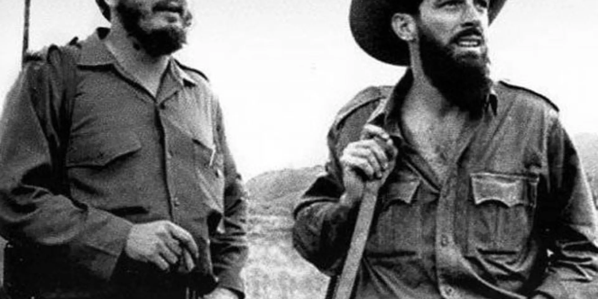 Camilo junto a Fidel en la Sierra.