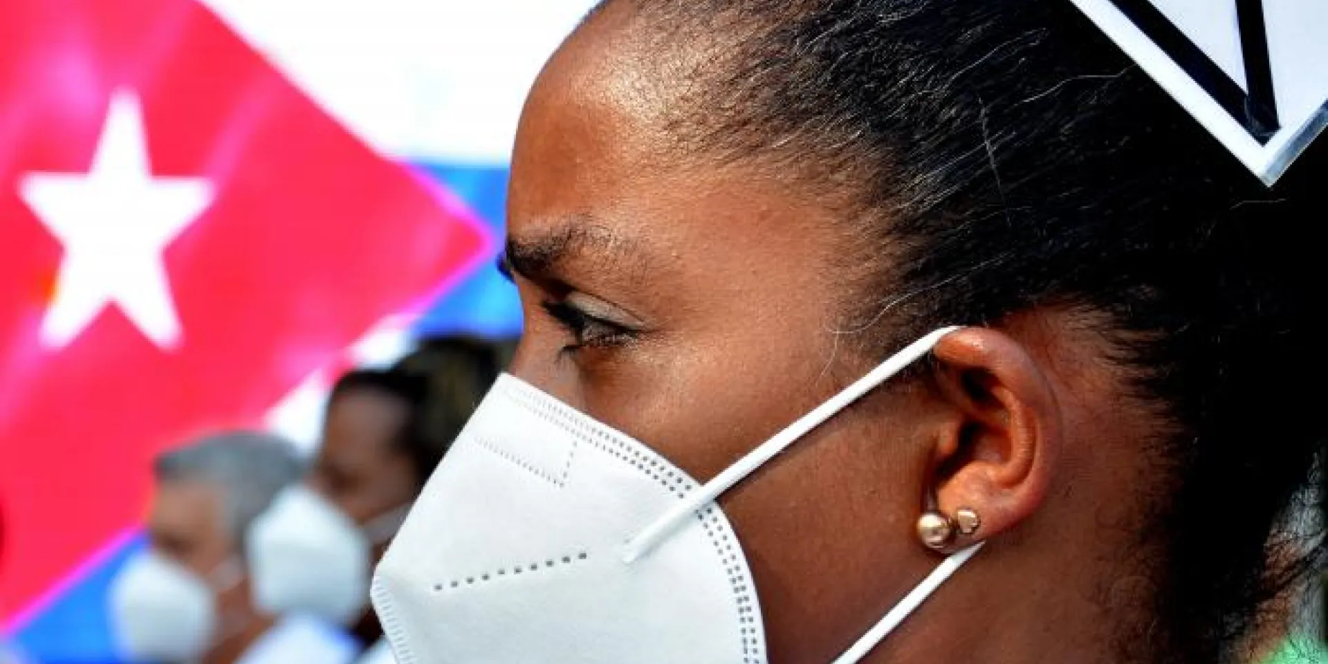 Las mujeres cubanas representan el 70,3 % de los trabajadores del sector de la Salud Pública. Foto: Ricardo López Hevia