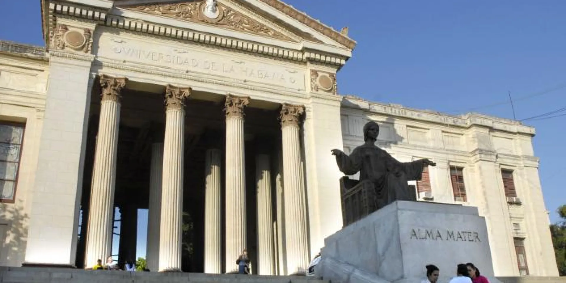 Las universidades tienen que ser centros de investigación para ser sostenibles, que incluyan y no que excluyan. Foto: Alberto Borrego