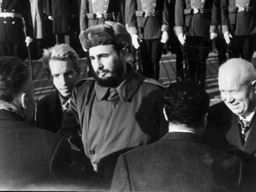 Junto a Nikita Jrushchov en visita oficial a la URSS Fidel Castro y Nikita Jrushchov en la URSS