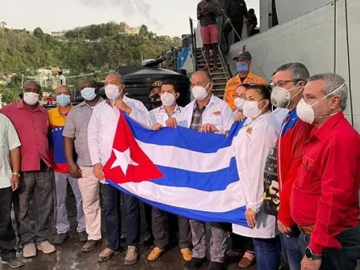 El Gobierno de Cuba envió ayuda humanitaria a San Vicente y las Granadinas. Foto: Misiones.