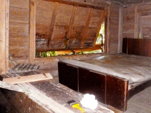 La cama obsequida al Comandante en Jefe por el campesino Osvaldo Medina en la habitación principal de la casa. (Aileen Infante Vigil-Escalera / Cubahora) La cama obsequida al Comandante en Jefe por el campesino Osvaldo Medina en la habitación principal de la casa. (Aileen Infante Vigil-Escalera / Cubahora)