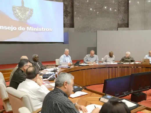 El Consejo de Ministros acordó tomar acciones para recuperar las infraestructuras existentes en las comunidades rurales, a fin de revitalizar servicios que no solo satisfacen demandas de la población, sino que son fuentes de empleo. Foto: Estudios Revolución