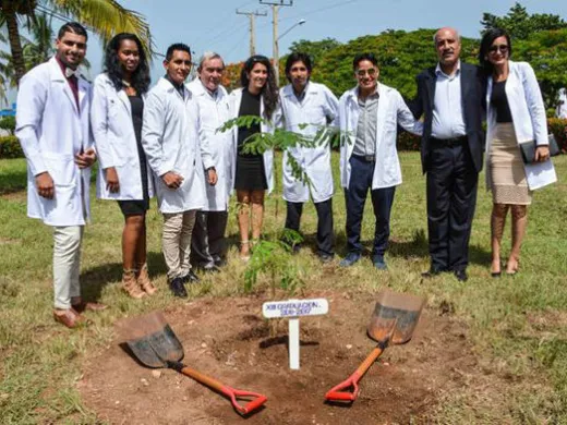 Acto por la décimo tercera graduación de la ELAM, en La Habana, el 21 de julio de 2017