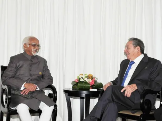 Il vicepresidente dell’India e il Presidente cubano, hanno reiterato l’interesse comune di continuare ad avanzare nello sviluppo delle relazioni bilaterali. Photo: Estudio Revolución