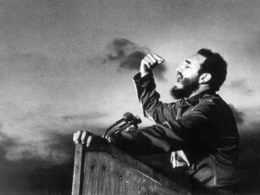 Fidel delivers a speech circa 1960. Photo: Osvaldo Salas Fidel delivers a speech circa 1960. Photo: Osvaldo Salas