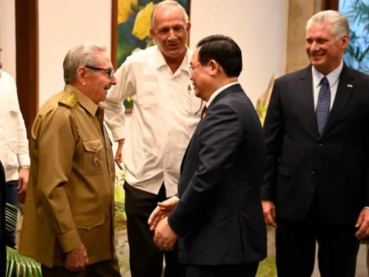 Durante el encuentro se pudieron constatar las excelentes relaciones entre Rusia y Cuba, basadas en tradicionales lazos de amistad. Foto: Estudios Revolución Durante el encuentro se pudieron constatar las excelentes relaciones entre Rusia y Cuba, basadas en tradicionales lazos de amistad. Foto: Estudios Revolución