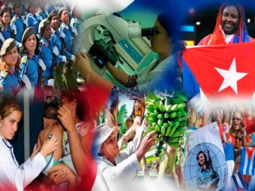 La mujer cubana se ha realizado en la obra de su pueblo, como dijera el Comandante en Jefe Fidel Castro Ruz: La mujer es una Revolución dentro de la Revolución Foto: Archivo de Granma La mujer cubana se ha realizado en la obra de su pueblo, como dijera el Comandante en Jefe Fidel Castro Ruz: La mujer es una Revolución dentro de la Revolución Foto: Archivo de Granma