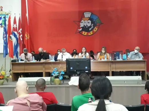 Concluyó en La Habana el III Pleno del Comité Nacional de la Unión de Jóvenes Comunistas .