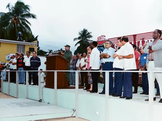 Fidel Castro acto por el día del constructor
