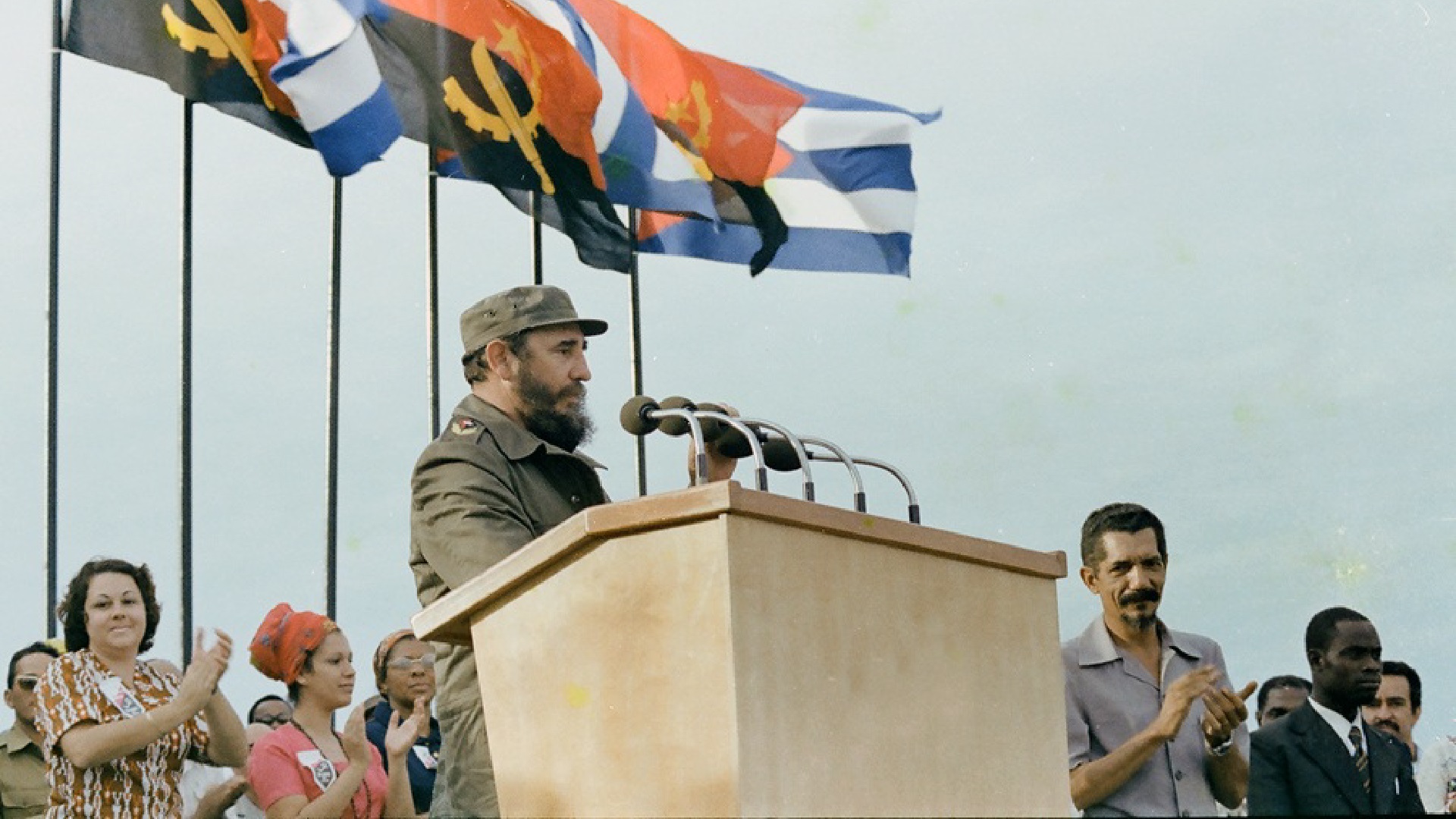 África, Europa y Asia (1977)