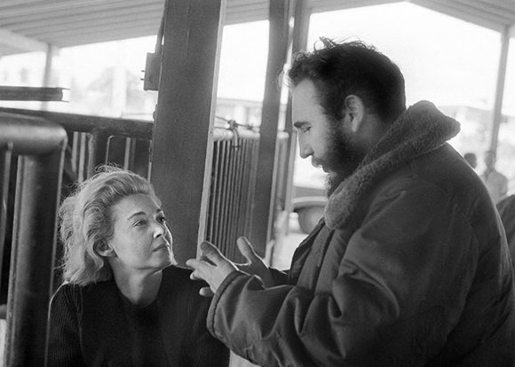 Fidel Castro junto a la periodista Lisa Howard Fidel Castro junto a la periodista Lisa Howard