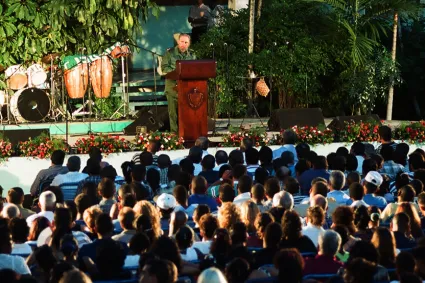 fidel en Centro de Convenciones Pedagógicas de Cojímar
