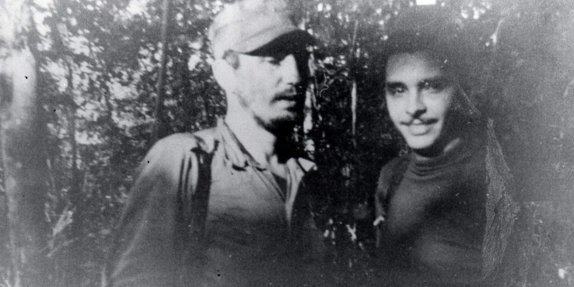 Fidel Castro junto a Frank País Foto: Oficina de Asuntos Históricos del Consejo de Estado.