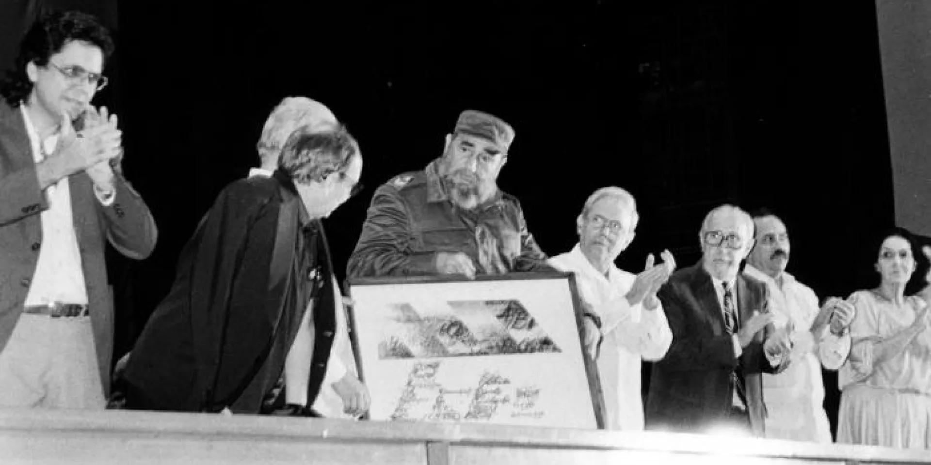El Comandante en Jefe Fidel Castro, en la celebración del 30 aniversario del Icaic. Foto: Ismael González