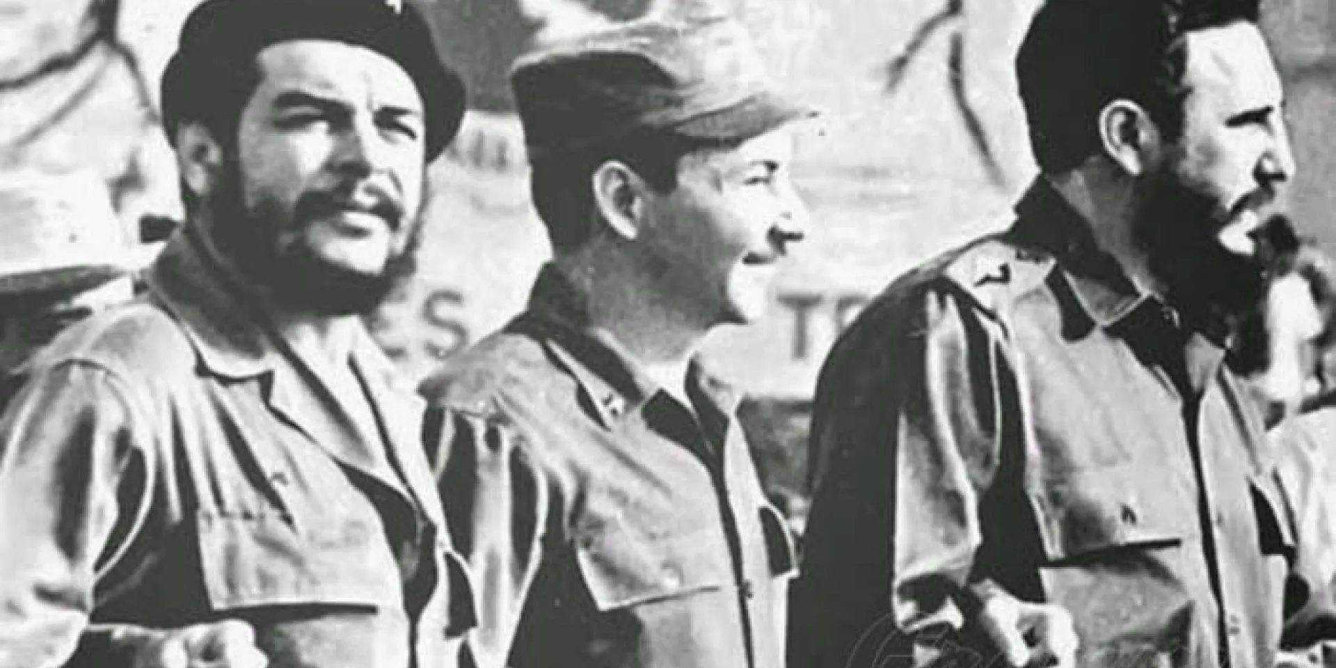 Fidel, junto com Che e Raúl, acenou e lutou pela unidade indispensável de Nossa América contra o imperialismo americano. Photo: Archivo