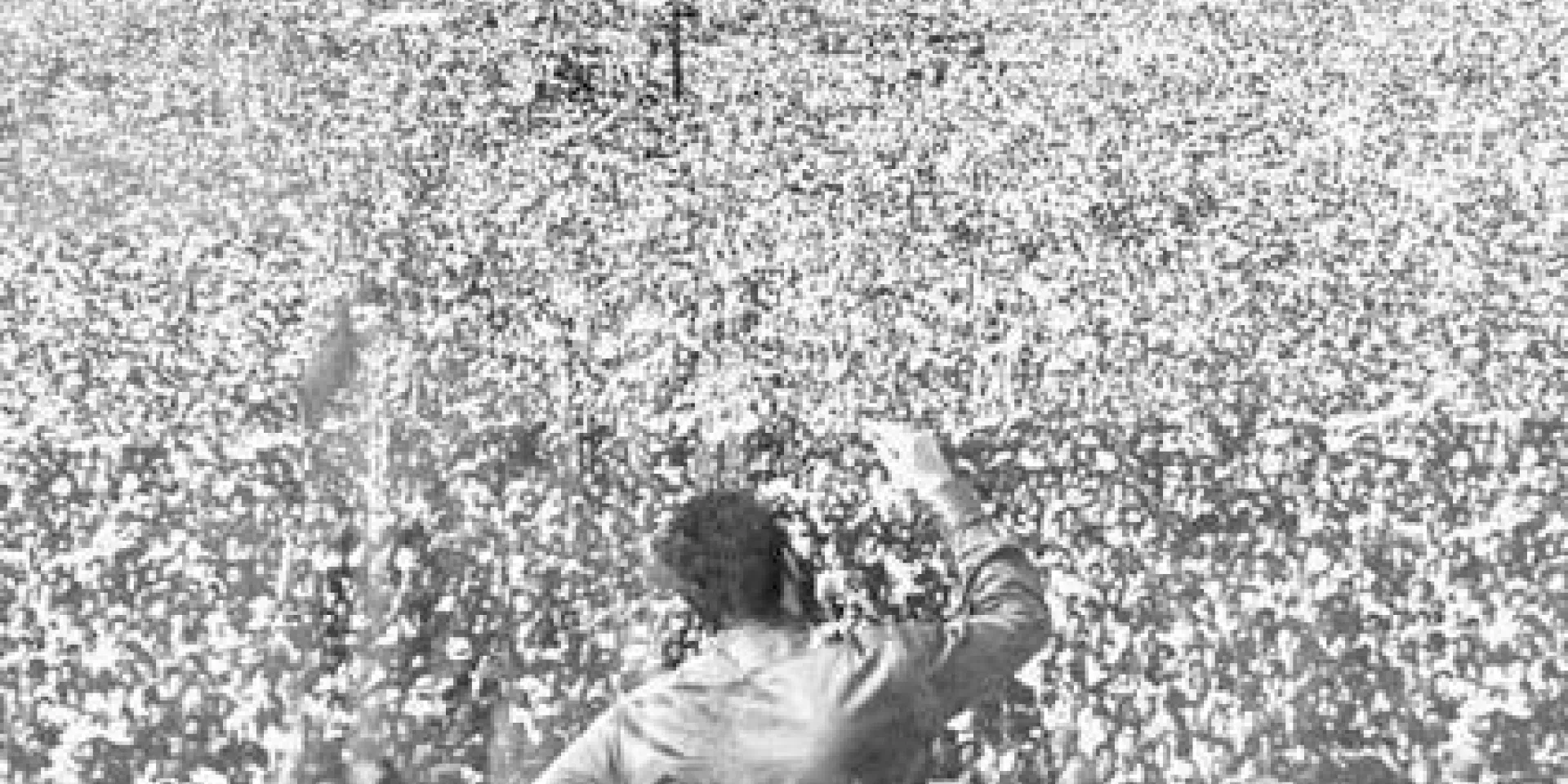 El 2 de septiembre de 1960, ante un millón de personas en la Plaza de la Revolución, Fidel anunció el establecimiento de relaciones con China. Foto: Raúl Corrales