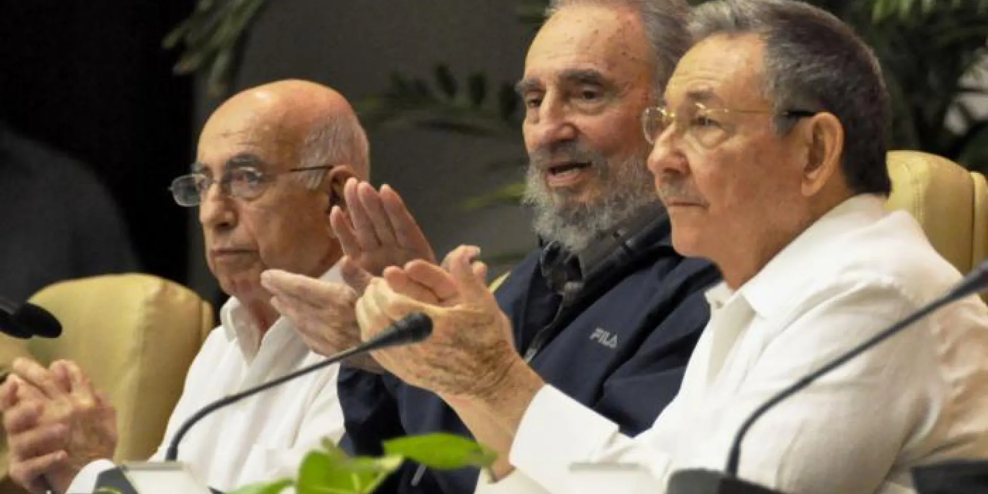 A Fidel «le debo mucho: en la forma de trabajar, en cómo enfocar los problemas, era muy objetivo en sus análisis». Foto: Estudios Revolución