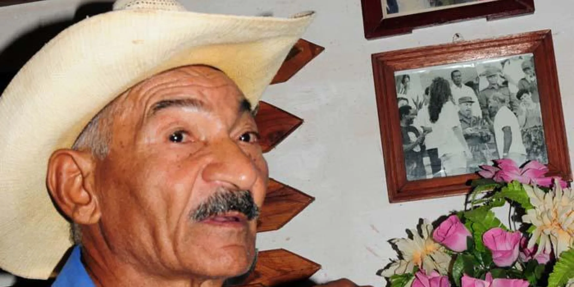 Abundio Sánchez labora como campesino en la zona de La Sierrita. Foto: Vicente Brito