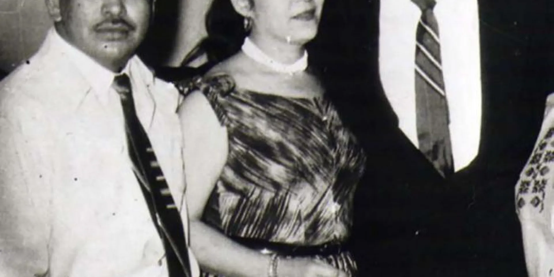 Arsacio Vanegas, María Antonia González Rodríguez y Fidel Castro Ruz.