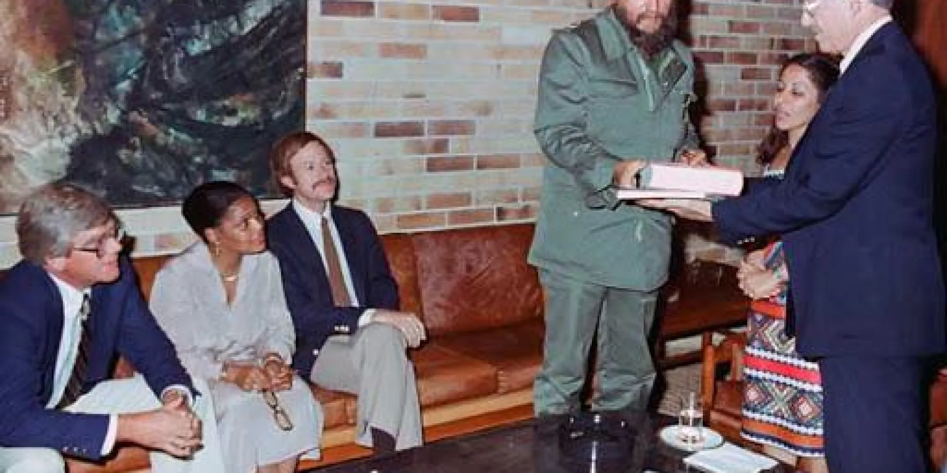 The interferon project began in 1981, after Fidel met U.S. doctor Randolph Lee Clark. Photo: Granma Archives