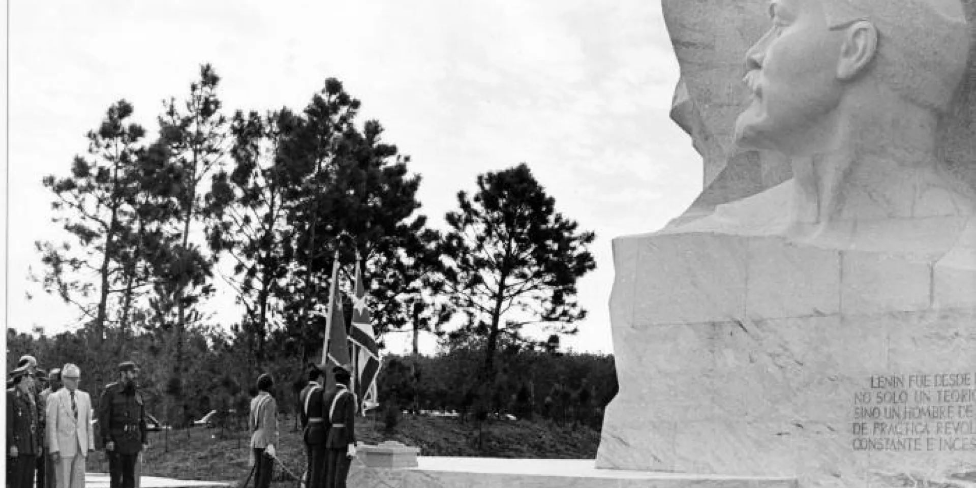Fiel e Raúl na inauguração do monumento a Lênin, em 8 de janeiro de 1984, no parque que leva seu nome, em Havana. Photo: Jorge Oller