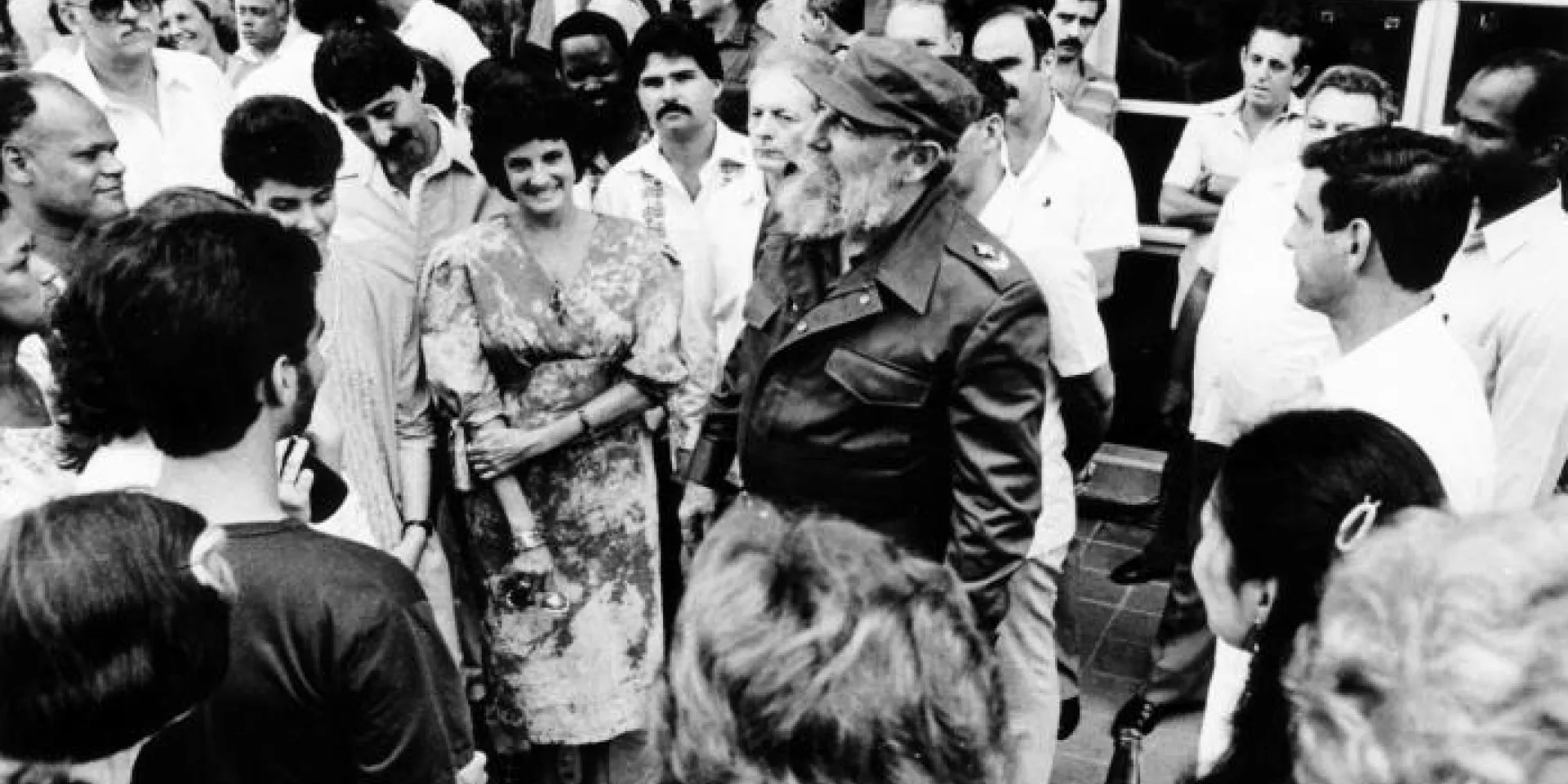 El Comandante en Jefe Fidel Castro en el acto por el aniversario 25 del CNIC. Foto: Orlando Cardona
