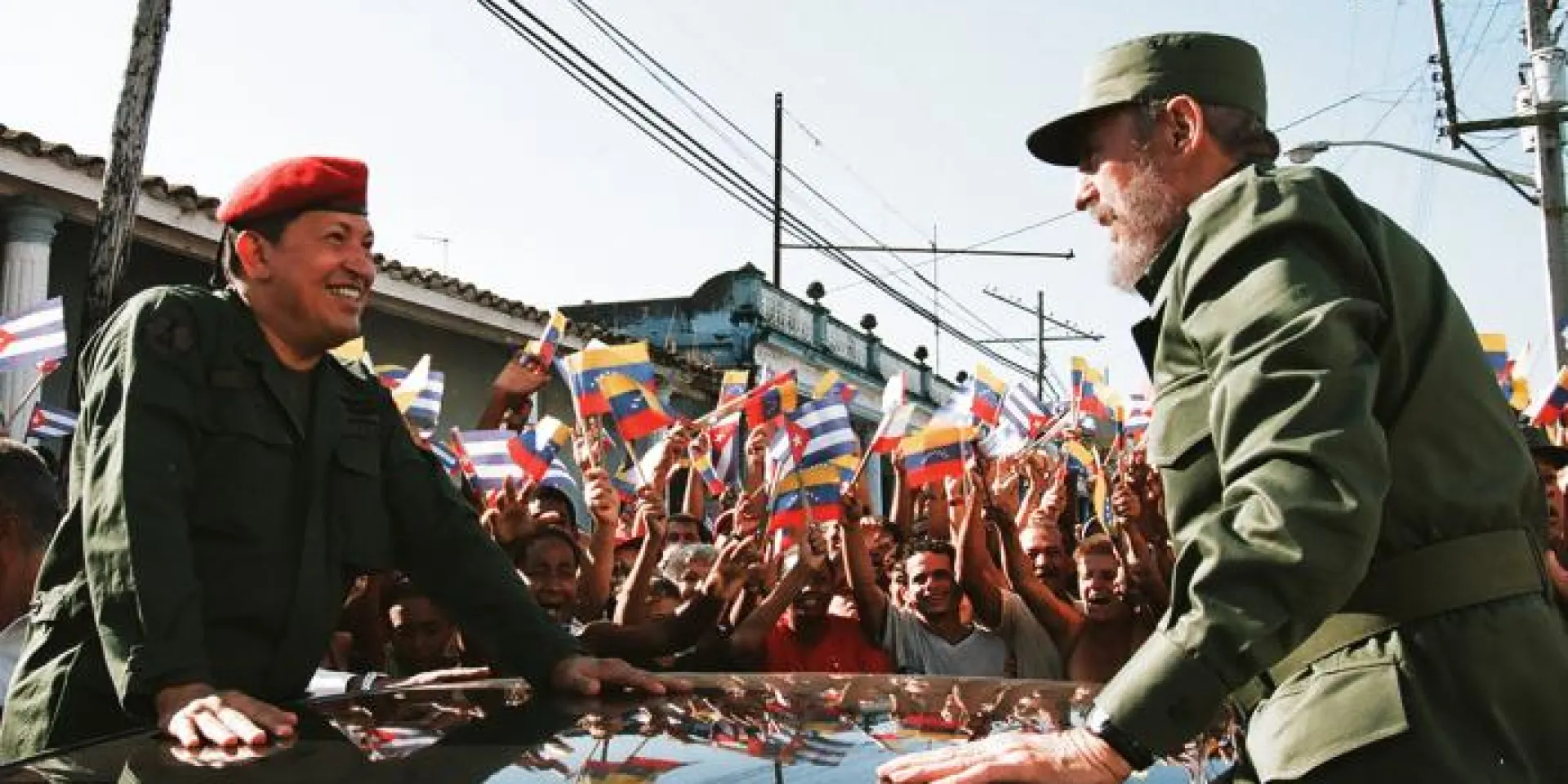 Chávez y Fidel encarnaron una amistad que trascendió a la que perdura entre los pueblos de Venezuela y Cuba. Foto: Estudios Revolución