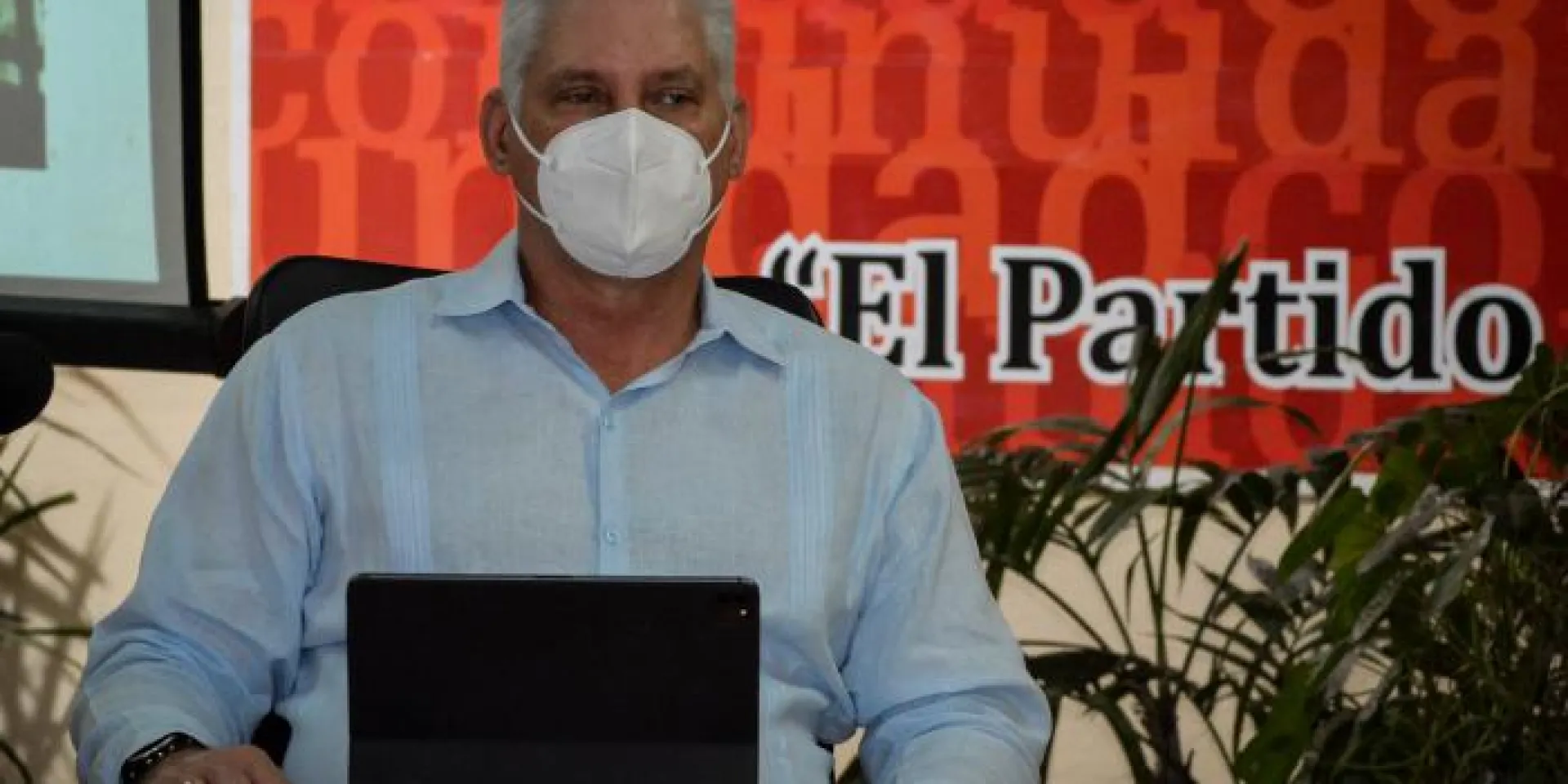 El Primer Secretario del Partido hizo un llamado a aplicar la creatividad y a no renunciar al desarrollo, a pesar de las adversidades. Foto: Estudios Revolución