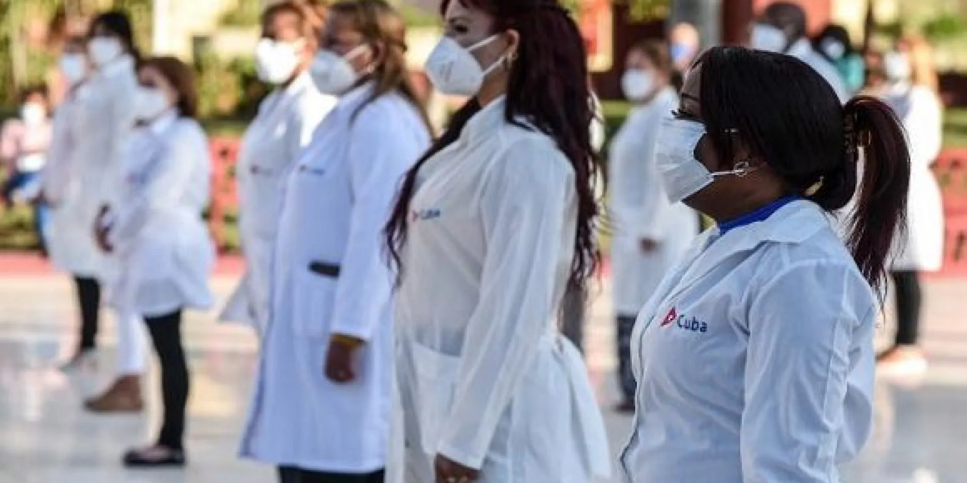 Esta brigada, la número 58 que parte desde que inició la pandemia, esta compuesta por 50 licenciados en Enfermería. Foto: Ariel Cecilio Lemus