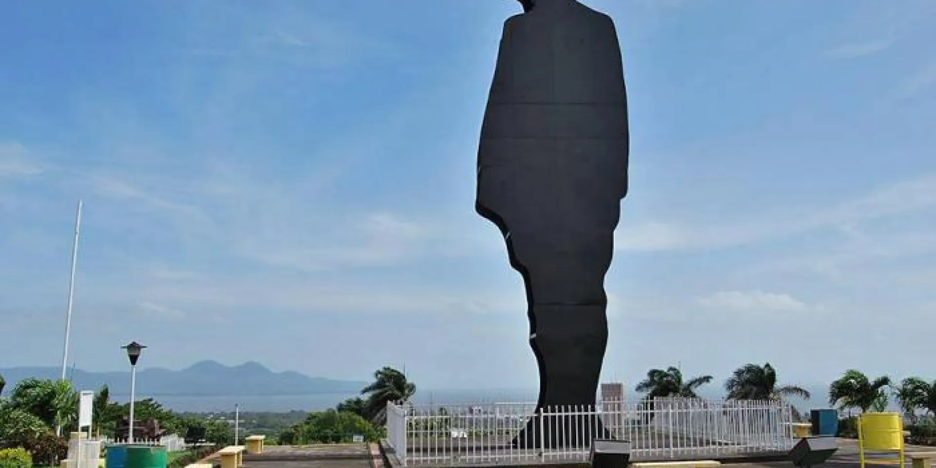 Estatua del General Augusto César Sandino, Héroe Nacional de la República de Nicaragua, que asombró al mundo derrotando a los marines yanquis. Foto: La voz del sandinismo