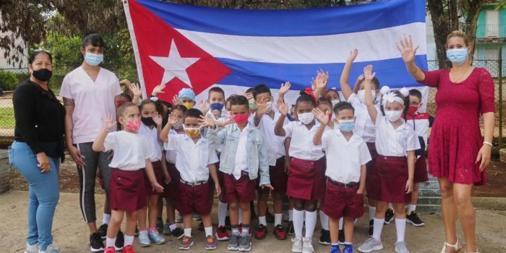 Se crean condiciones hasta el último momento, se trabaja en la higienización de los centros, en la preparación de los maestros, para que el próximo lunes inicien las actividades escolares, afirmó la Ministra de Educación. Foto: Endrys Correa Vaillant