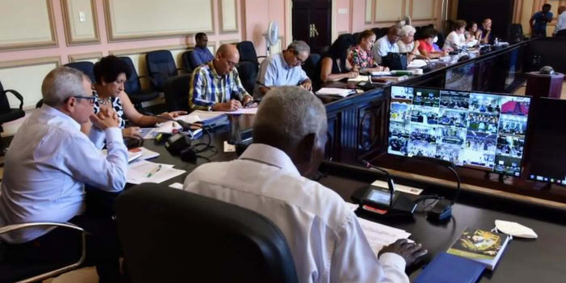 «Para fortalecer las asambleas, tenemos que fortalecer a los delegados», expresó Esteban Lazo Hernández, presidente de la Asamblea Nacional del Poder Popular. Foto: Tony Hernández Mena